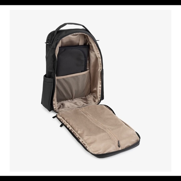 Jujube Diaper Bag Be Right Back - Black Out - Picture 3 of 7